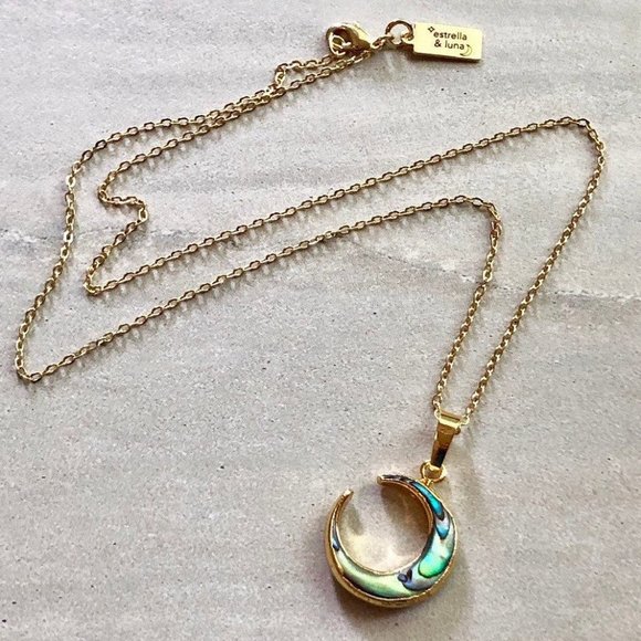 *NWT* Estrella & Luna ✨ + 🌙 *AURORA* ABALONE MOON NECKLACE (GOLD) - Picture 3 of 8